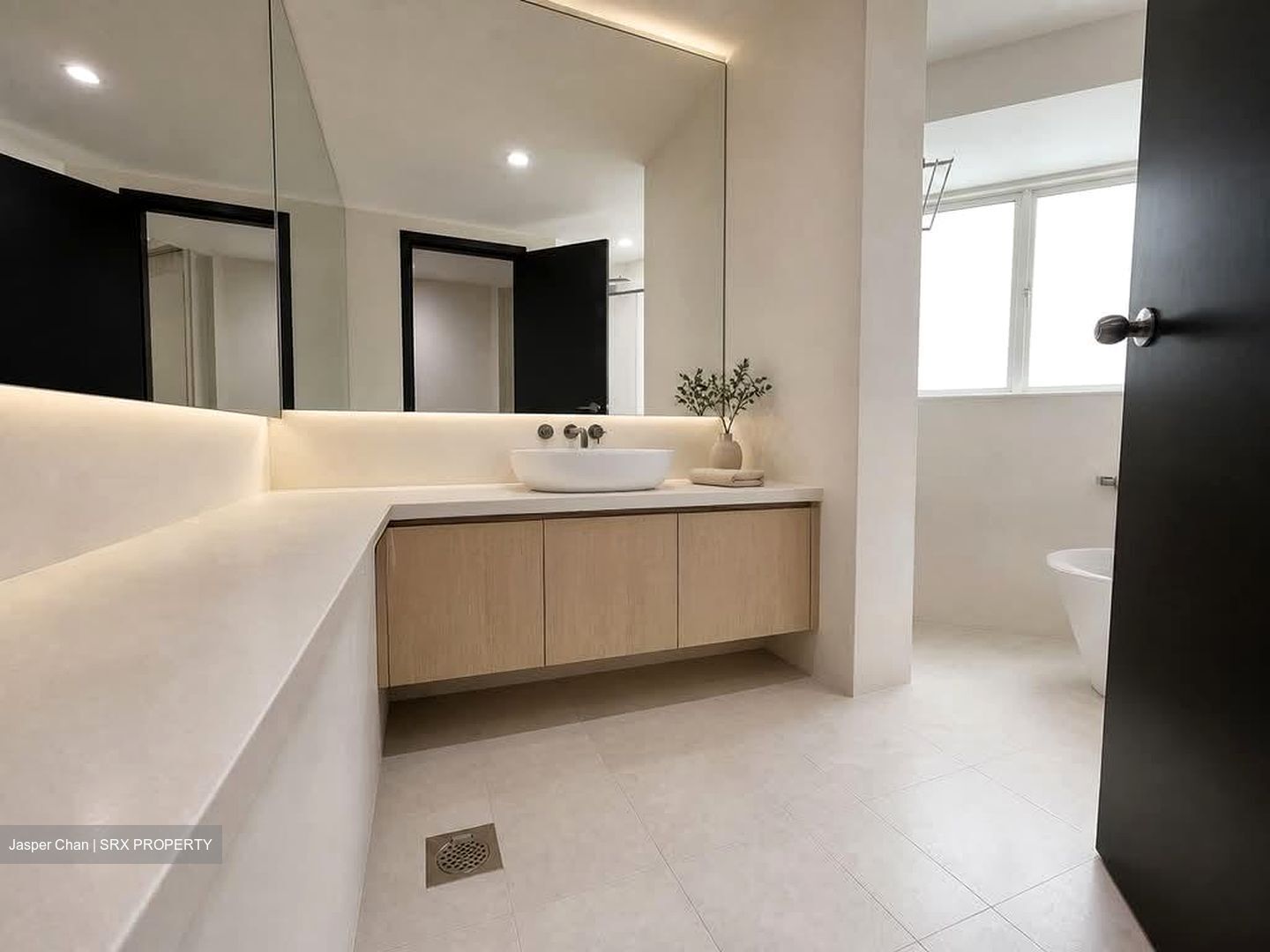Cote D'Azur (D15), Condominium #604859361